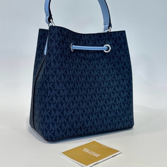 Michael Kors Suri Medium Bucket - Picture 7 of 10